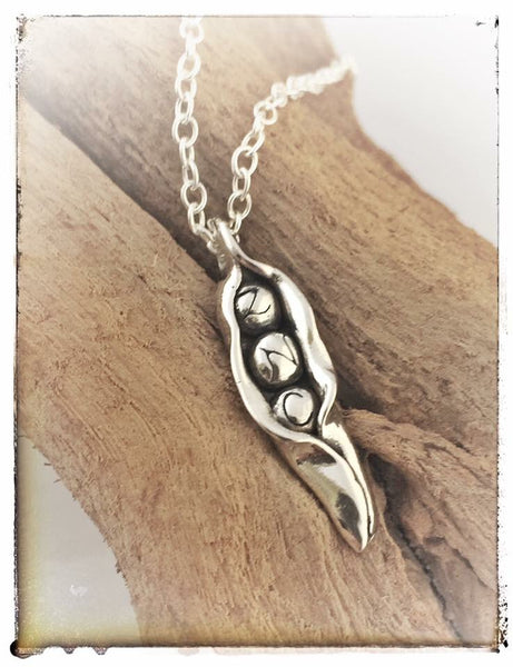 Personalised Family “Pea’s in a Pod” Necklace
