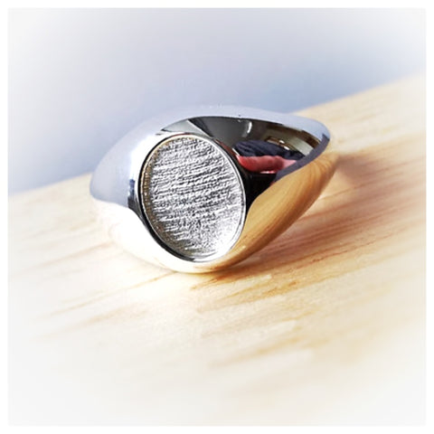*Tester* Silver Oval Signet Ring