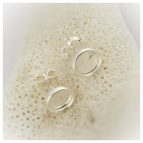 7mm Round Studs