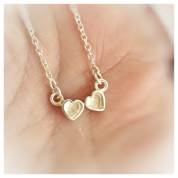 Tiny Hearts Dainty Necklace