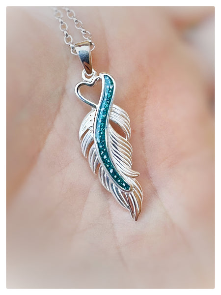 “Linda” Feather Necklace