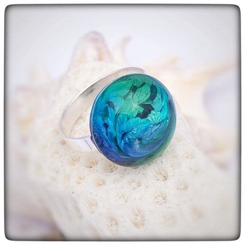 Round Peacock Resin Stone Silver Ring Size P